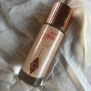 Charlotte Tilbury Hollywood Flawless Filter